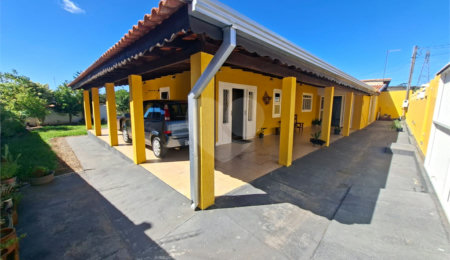 Casa à venda com 3 quartos, sendo 1 suíte,  em Tatetú, Alambari, SP