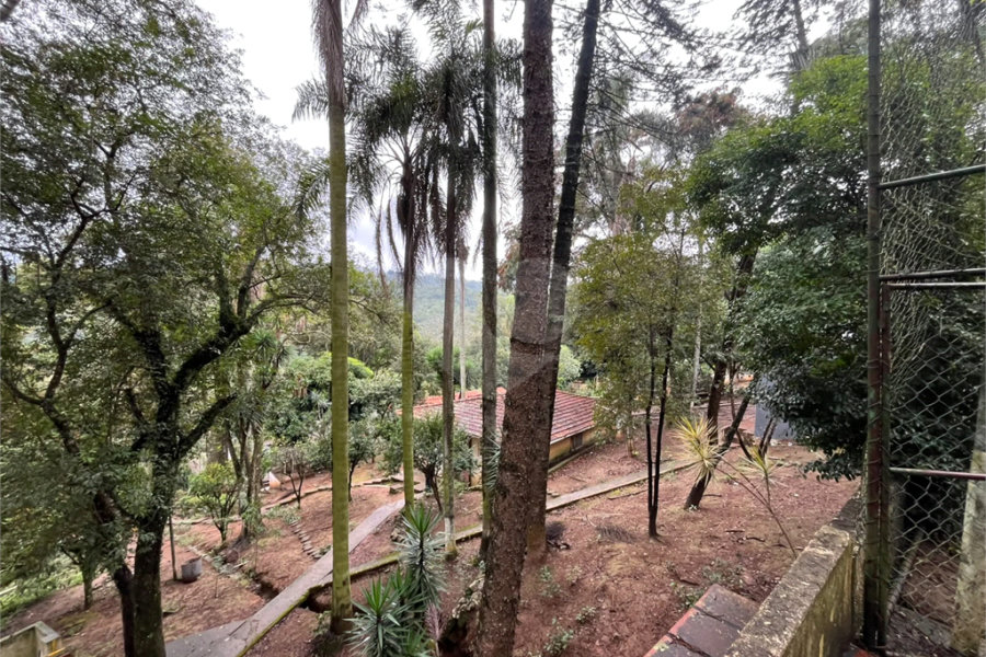 Casa à venda ou para alugar com 5 quartos em Roseira, Mairiporã, SP
