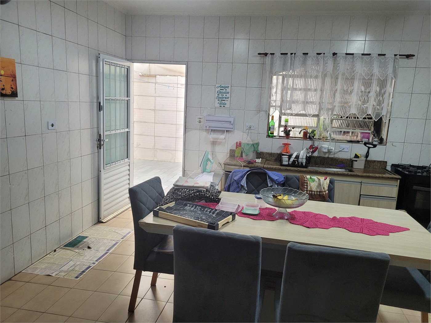 Sobrado à venda com 3 quartos, sendo 1 suíte,  em Tremembé, São Paulo, SP
