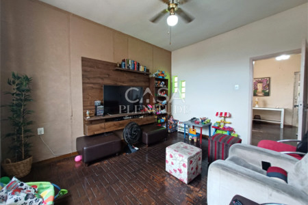 Casa à venda com 4 quartos em Vila Trujillo, Sorocaba, SP
