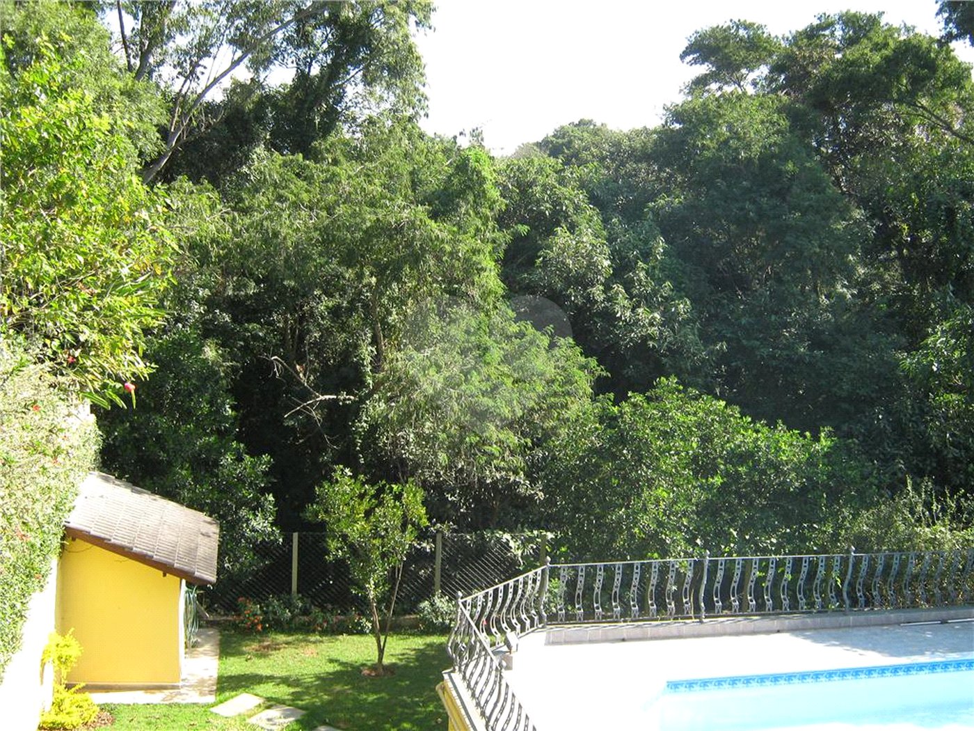 Casa à venda com 4 quartos, sendo 2 suítes, no condomínio Estância Marambaia, Vinhedo - SP