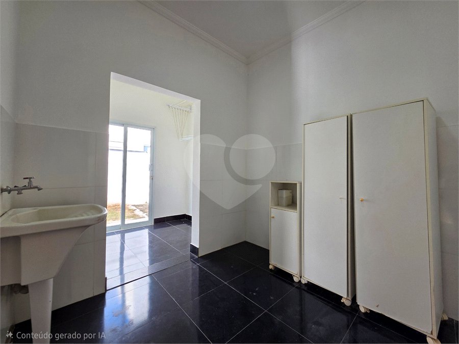 Casa à venda com 3 suítes no condomínio Jardim Solar do Bosque, Sorocaba - SP