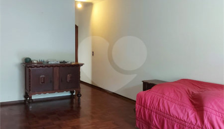 Casa à venda com 3 quartos, sendo 1 suíte, em Jabaquara, São Paulo, SP