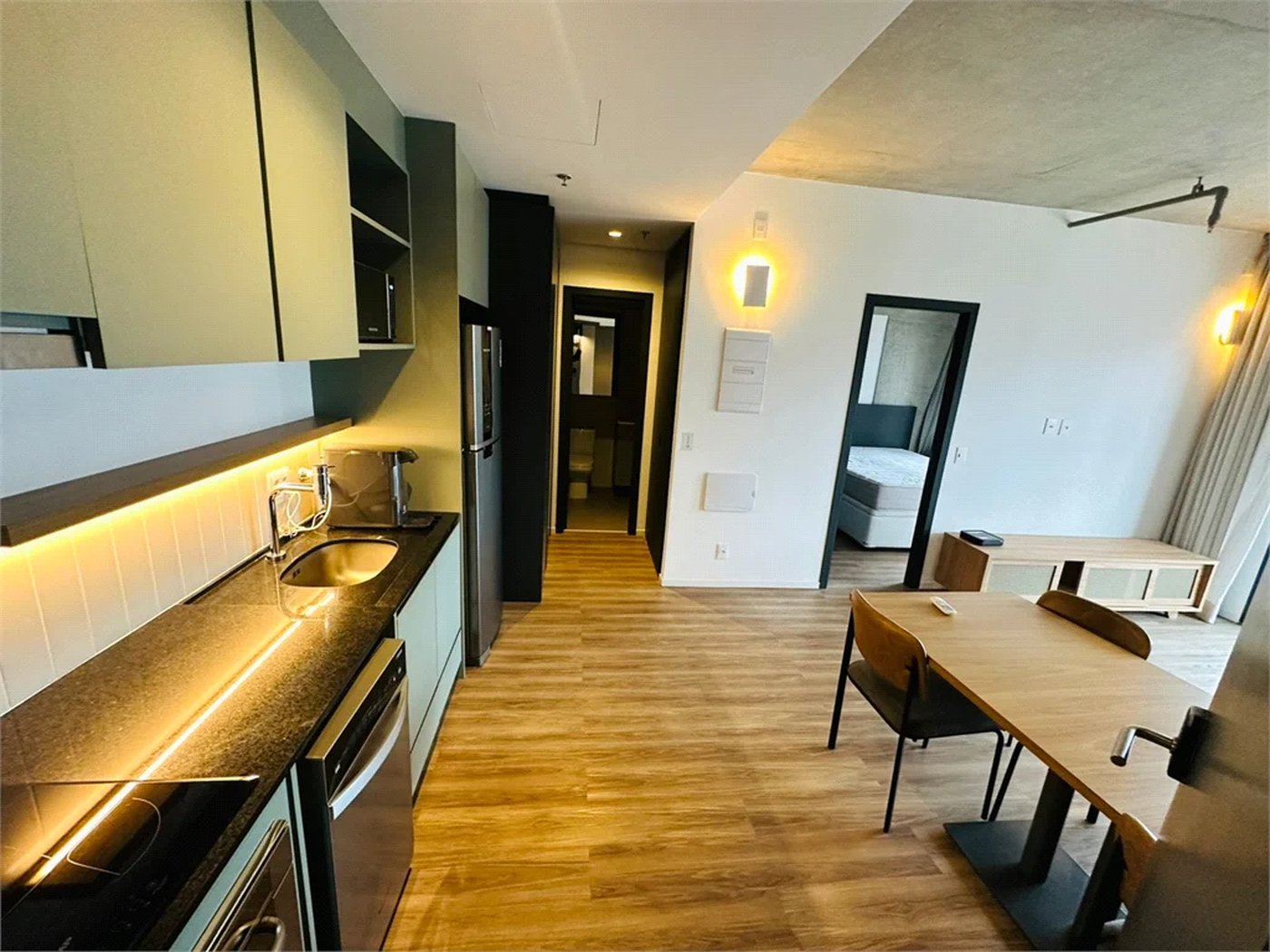 Apartamento para alugar com 1 suíte em Pinheiros, São Paulo, SP