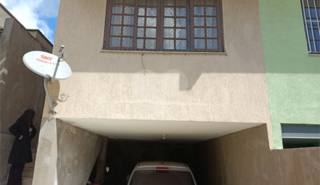 Casa à venda com 3 quartos, sendo 1 suíte,  em Vila Dalva, São Paulo, SP