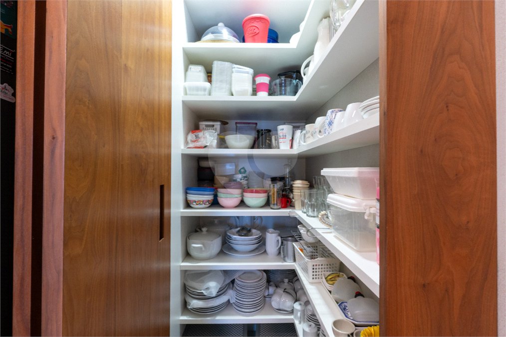 Apartamento à venda com 3 suítes em Campo Belo, São Paulo, SP