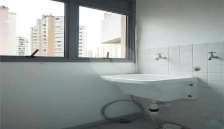 Apartamento à venda ou para alugar com 1 quarto em Brooklin Paulista, São Paulo, SP