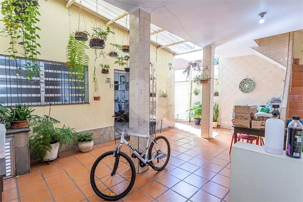 Sobrado à venda com 3 quartos, sendo 1 suíte, em Vila Carolina, São Paulo, SP