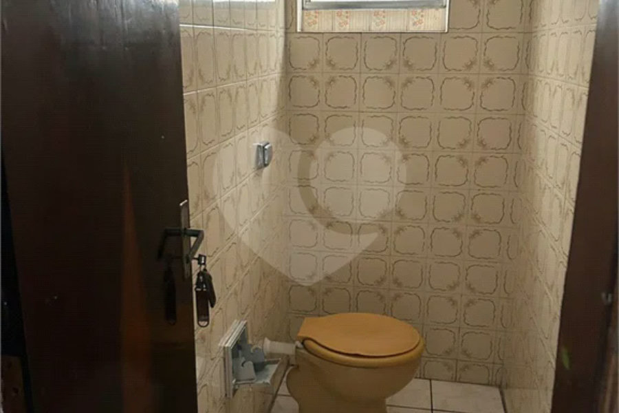 Excelente sobrado para comércio ou residência na Vila Santa Catarina