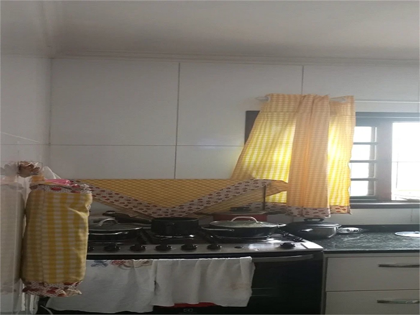 Casa à venda com 3 quartos, sendo 1 suíte,  em Lapa de Baixo, São Paulo, SP