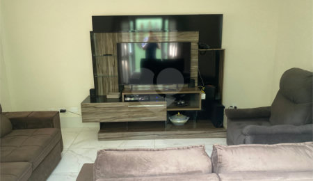 Casa à venda com 3 suítes no condomínio Villa Rosato, Atibaia - SP
