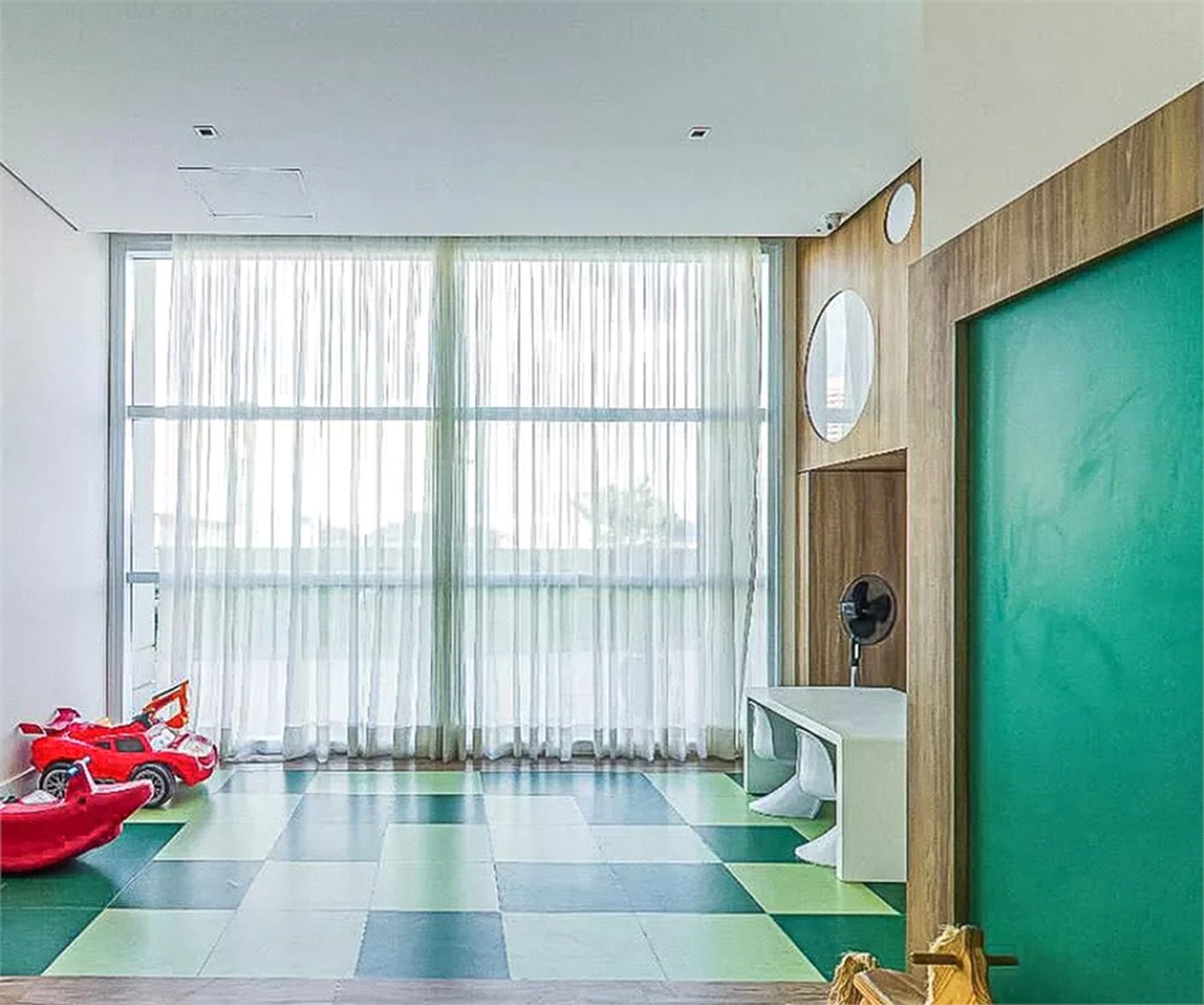 Apartamento à venda com 3 quartos, sendo 1 suíte, em Vila Anastácio, São Paulo, SP
