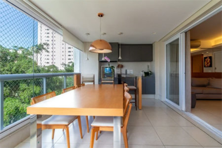Apartamento à venda com 3 suítes em Água Branca, São Paulo, SP