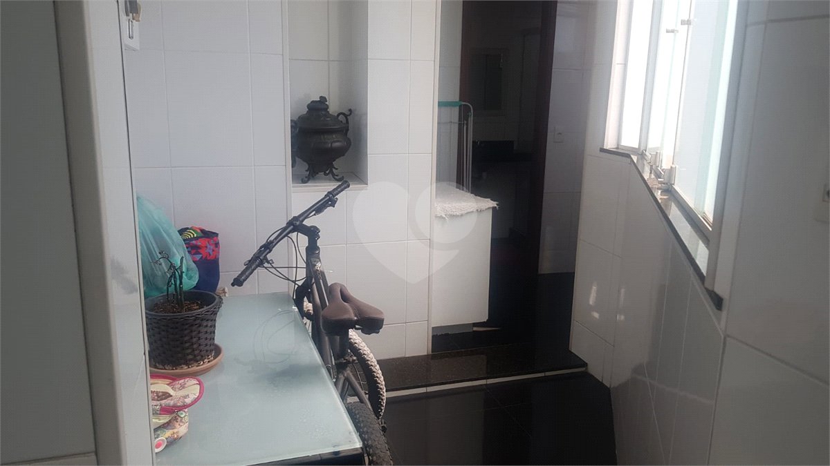 Apartamento à venda com 3 quartos em Praça da Bandeira, Rio de Janeiro, RJ