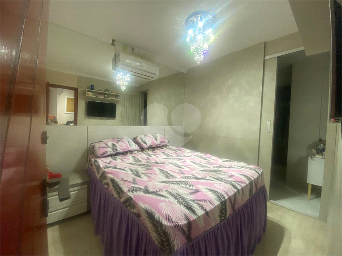 Casa à venda com 4 quartos, sendo 3 suítes, no condomínio Marc Ferez, Rio de Janeiro - RJ