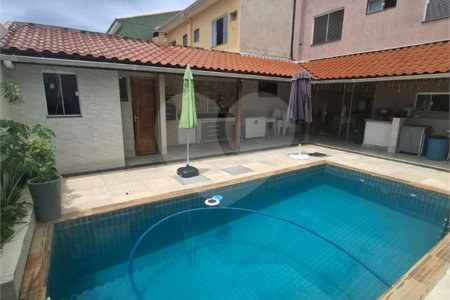 Casa à venda com 3 quartos, sendo 1 suíte, em Campo Grande, Rio de Janeiro, RJ