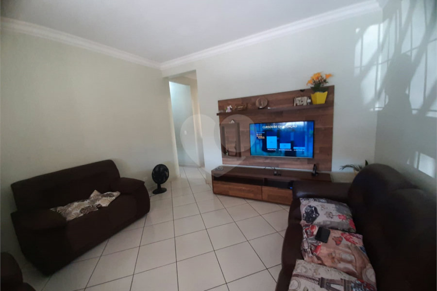 Sobrado à venda com 5 quartos, sendo 1 suíte, em Tremembé, São Paulo, SP