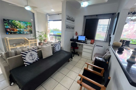 Apartamento com 2 dormitórios à venda, 64 m² por R$ 360.000,00 - Jardim Praiano - Guarujá/SP