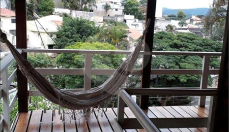 Sobrado à venda com 8 quartos, sendo 2 suítes,  em Santana, São Paulo, SP