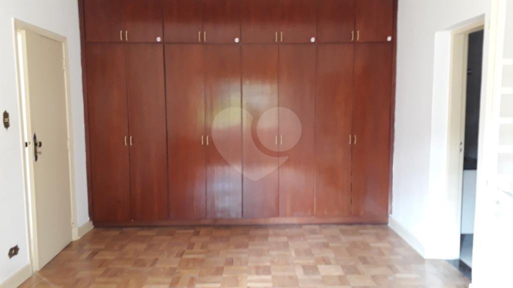 Sobrado à venda com 3 quartos, sendo 1 suíte, em Campo Belo, São Paulo, SP