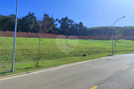 Terreno à venda no condomínio Alphaville - Fase 2, Jundiaí - SP
