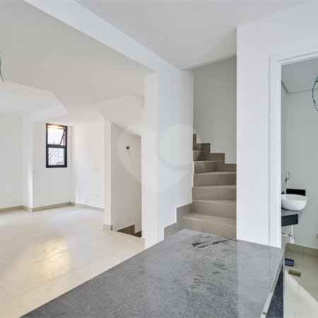 Casa à venda com 3 quartos, sendo 2 suítes, no condomínio Cube Villa, São Paulo - SP