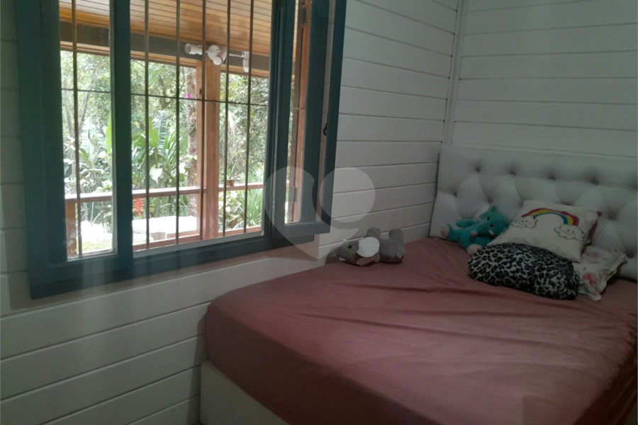 Casa à venda com 3 quartos no condomínio Sausalito, Mairiporã - SP
