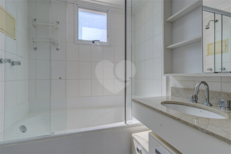 Apartamento à venda com 4 quartos, sendo 3 suítes, em Alto da Boa Vista, São Paulo, SP