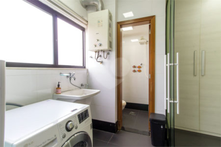 Apartamento à venda com 4 quartos, sendo 1 suíte,  em Tijuca, Rio de Janeiro, RJ