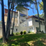 Casa à venda com 4 suítes em Serra da Cantareira, Mairiporã, SP