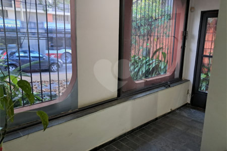 Sobrado à venda ou para alugar com 1 quarto em Alto da Boa Vista, São Paulo, SP