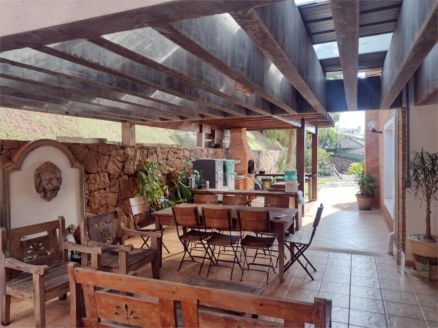 Casa à venda com 5 quartos, sendo 4 suítes, no condomínio Malota, Jundiaí - SP