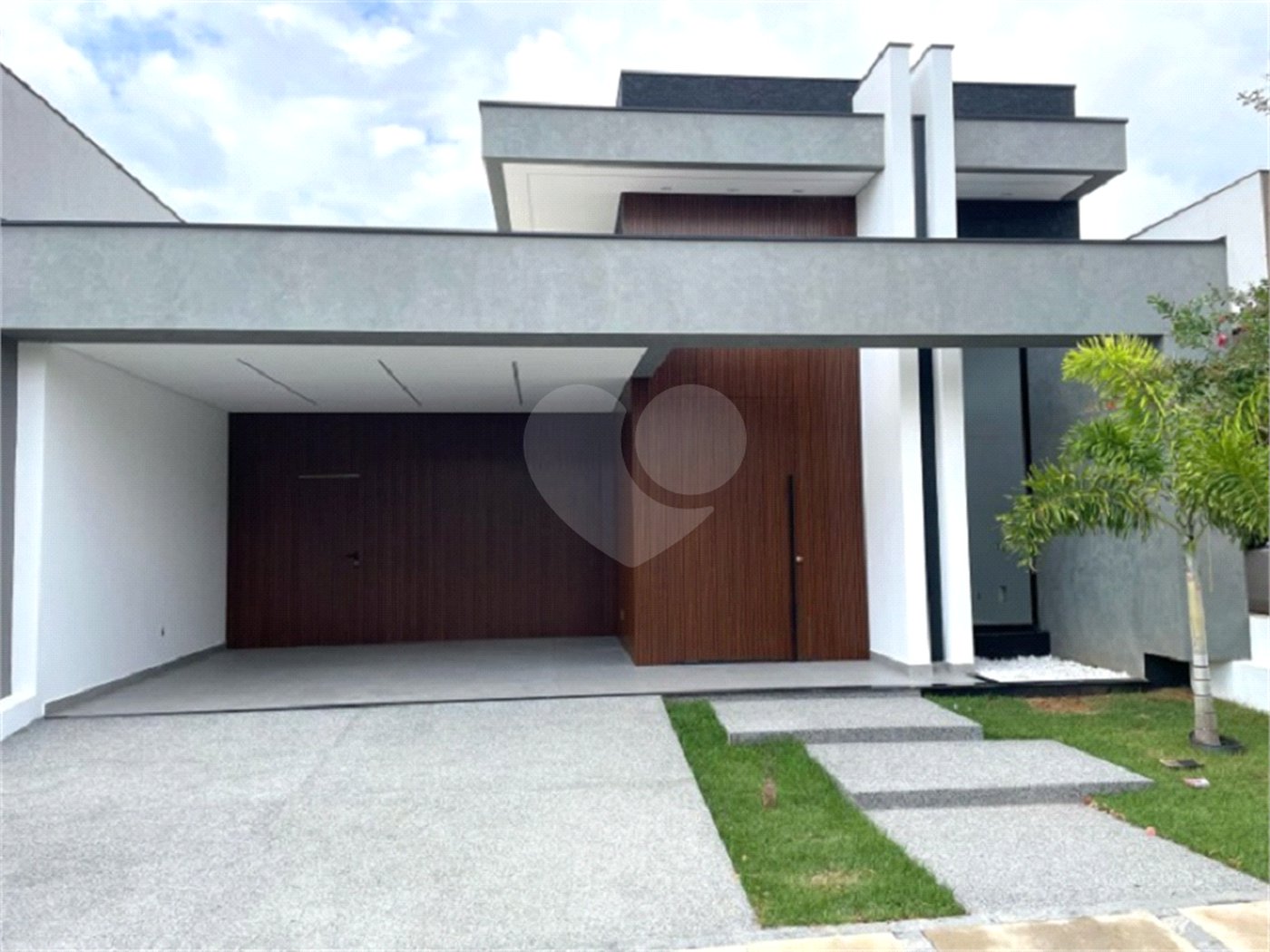 Casa à venda com 3 quartos, sendo 1 suíte, no condomínio Residencial Villa do Bosque, Sorocaba - SP