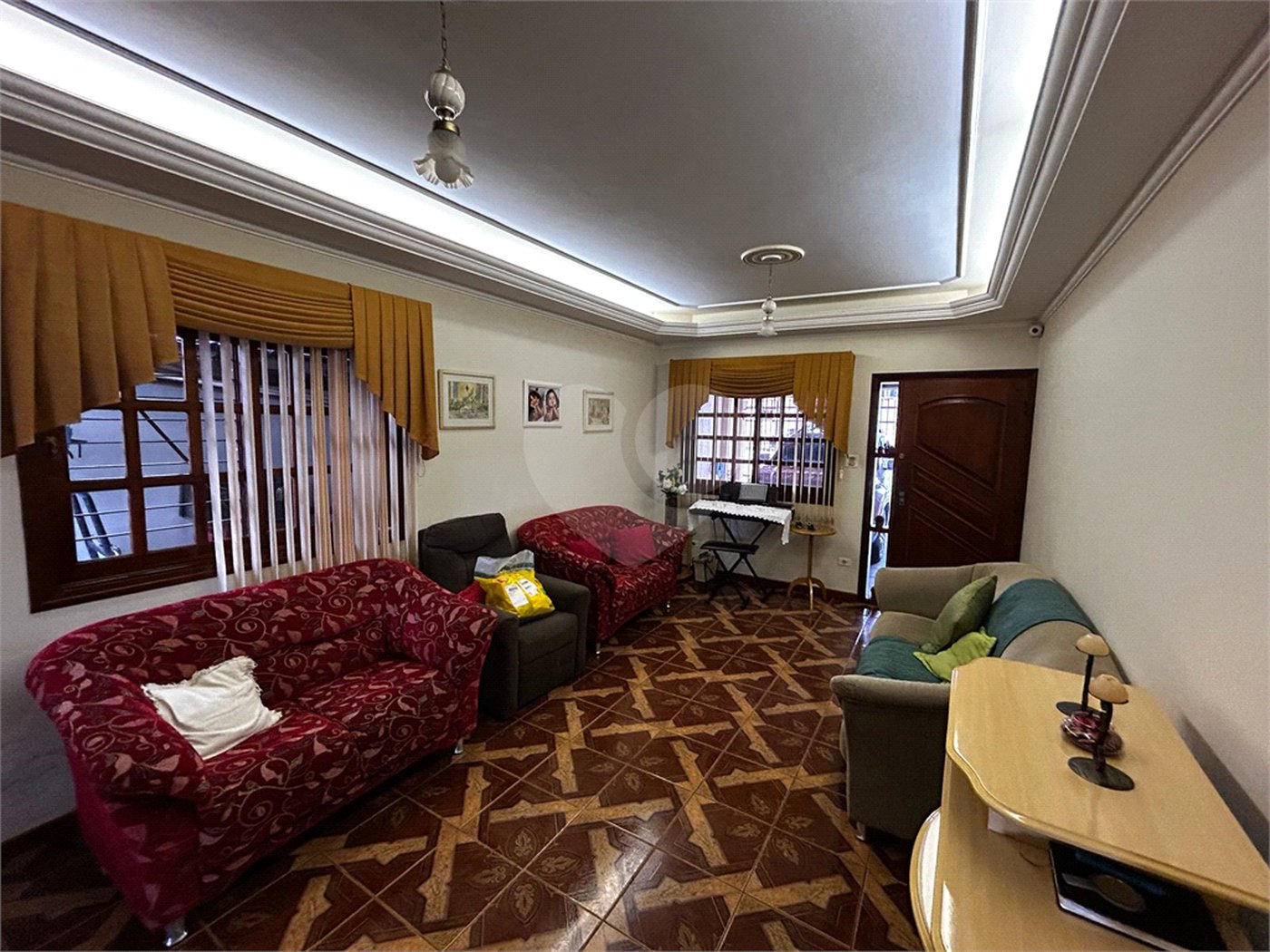 Casa à venda com 3 quartos, sendo 2 suítes,  em Jardim Itália, Itapetininga, SP