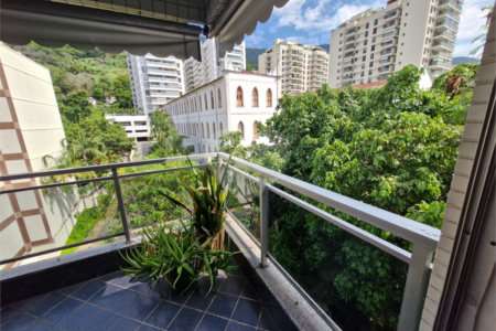 Apartamento à venda com 4 quartos, sendo 1 suíte, em Tijuca, Rio de Janeiro, RJ