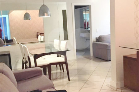 Apartamento à venda com 2 quartos em Indianópolis, São Paulo, SP