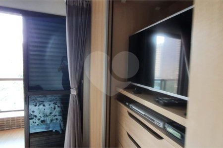 Apartamento à venda com 3 suítes em Vila Paulicéia, São Paulo, SP