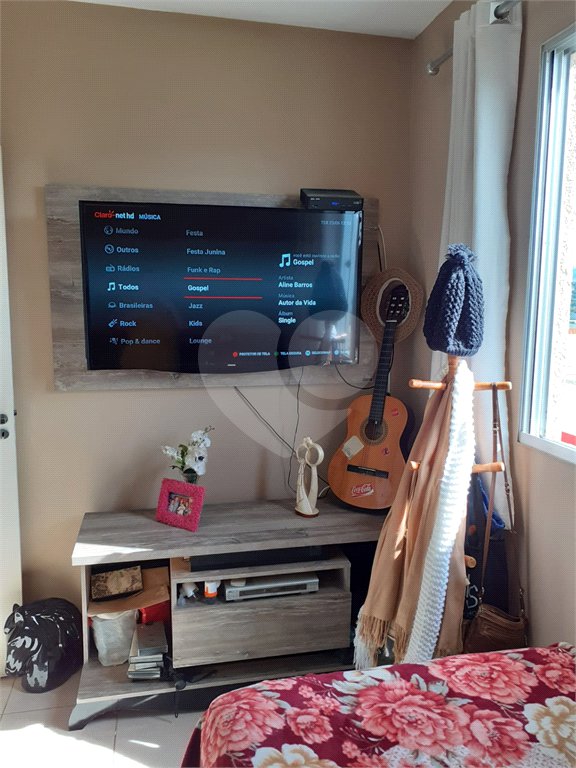 Apartamento à venda com 3 quartos, sendo 1 suíte,  em Vila Mogilar, Mogi das Cruzes, SP
