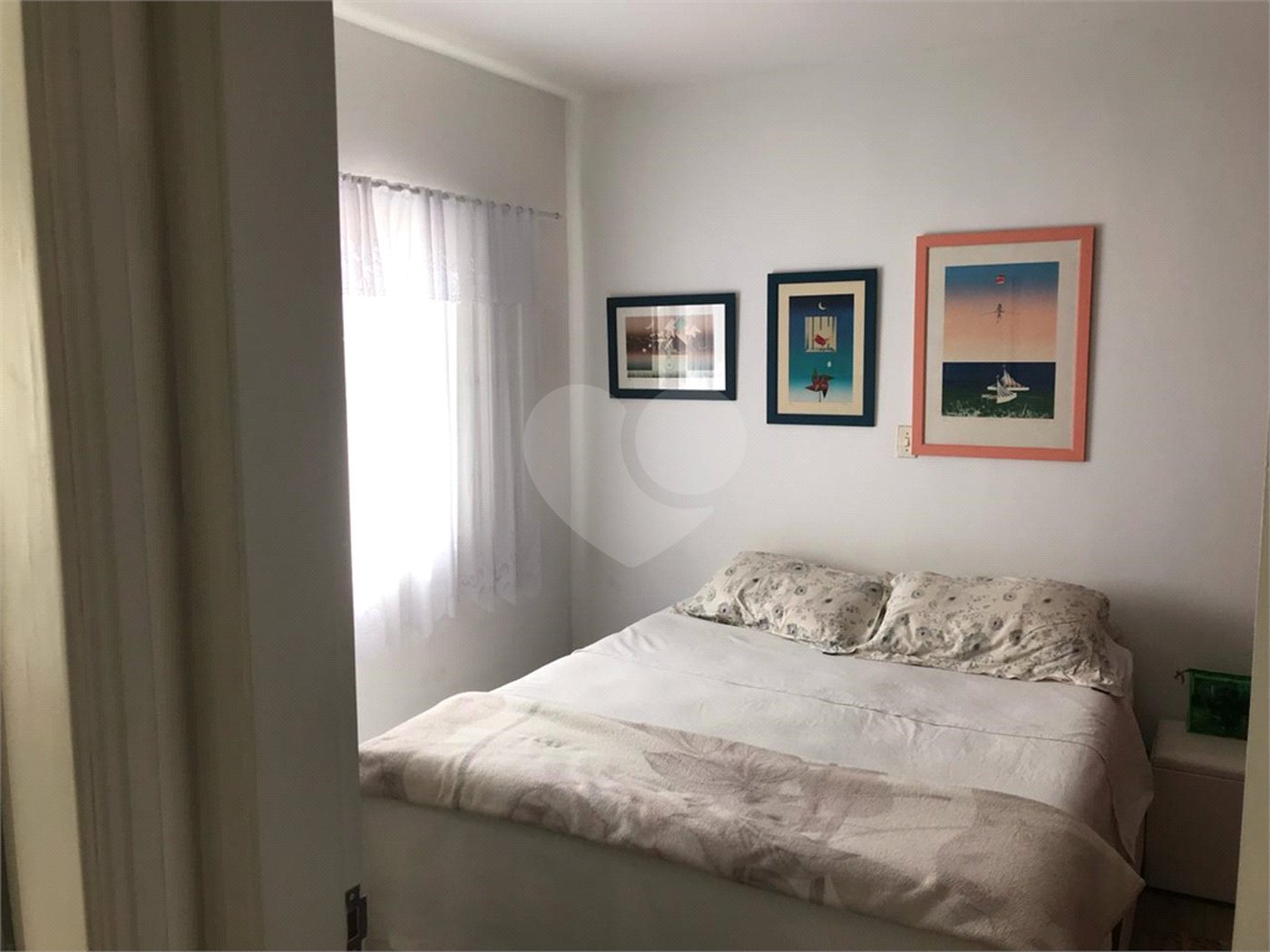Casa à venda com 4 quartos, sendo 2 suítes,  em Jardim Armênia, Mogi das Cruzes, SP