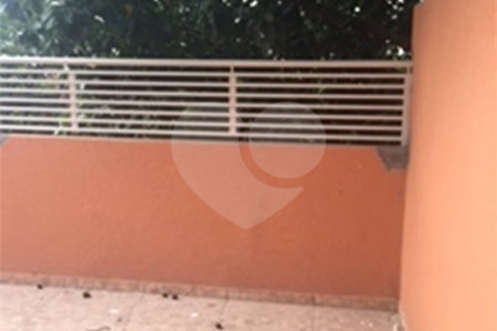 Sobrado à venda com 6 quartos, sendo 4 suítes,  em Jardim Ester, São Paulo, SP