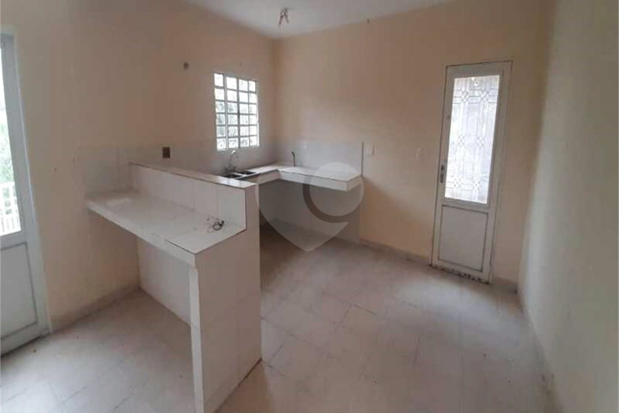 Sobrado à venda com 4 quartos, sendo 2 suítes, em Serra da Cantareira, Mairiporã, SP