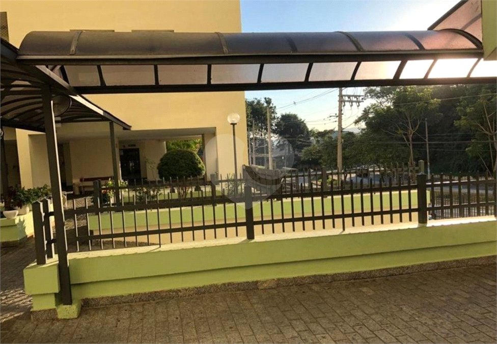Apartamento à venda com 2 quartos em Vila Galvão, Guarulhos, SP