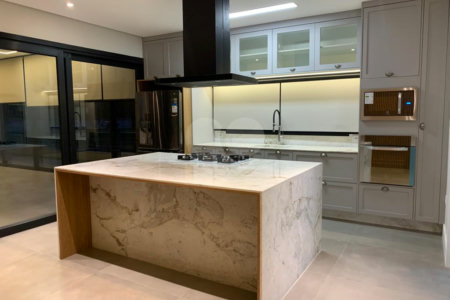 Casa à venda com 3 suítes no condomínio Residencial Granville, Atibaia - SP