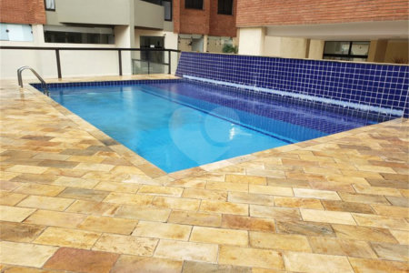 Apartamento à venda com 3 quartos, sendo 1 suíte, em Santo Amaro, São Paulo, SP