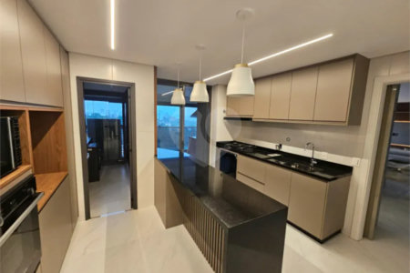 Apartamento à venda com 3 suítes em Jardim Morumbi, São Paulo, SP