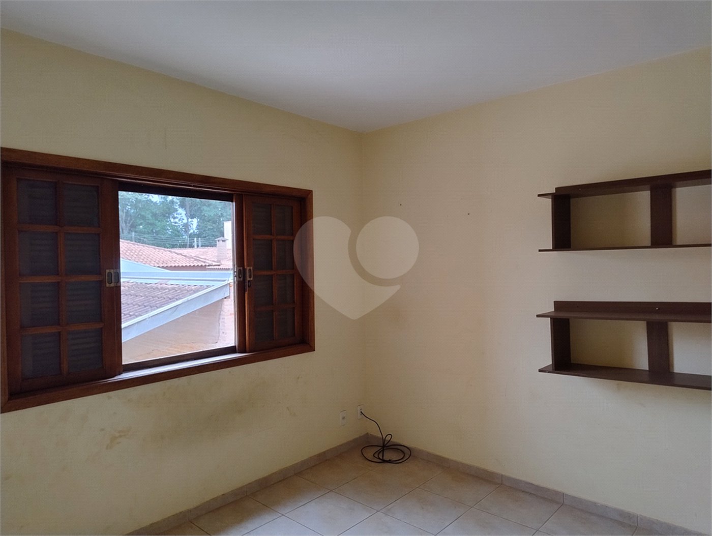 Excelente sobrado para venda no residencial Parati