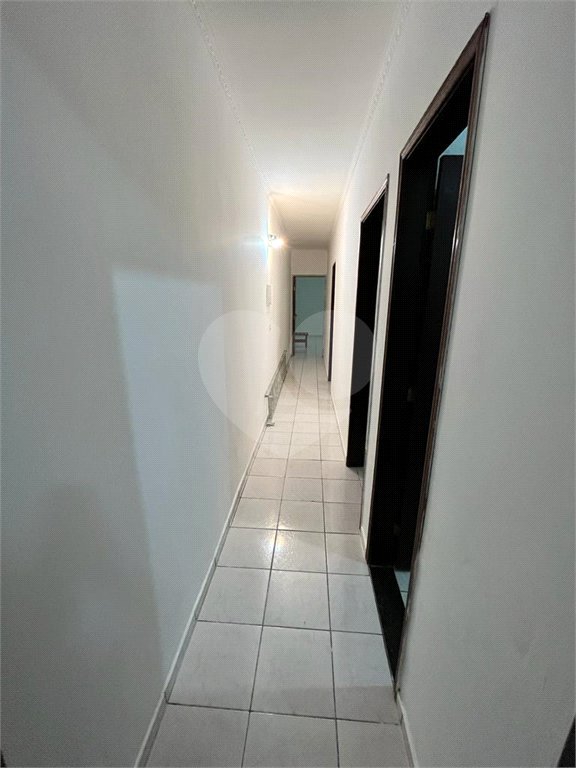 CASA A VENDA COM 125M², 3 DORMITORIOS, 1 SUITE, 2 VAGAS - VISTA LINDA - SÃO JOSÉ DOS CAMPOS/SP.