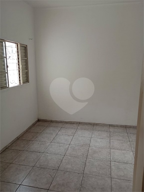 PREDIO COM 2 CASAS NO SACOMÃ