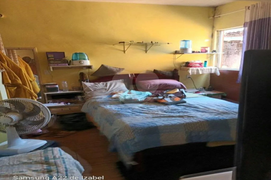 Terreno grande com 2 casas em São Paulo! Casas bem arejadas.