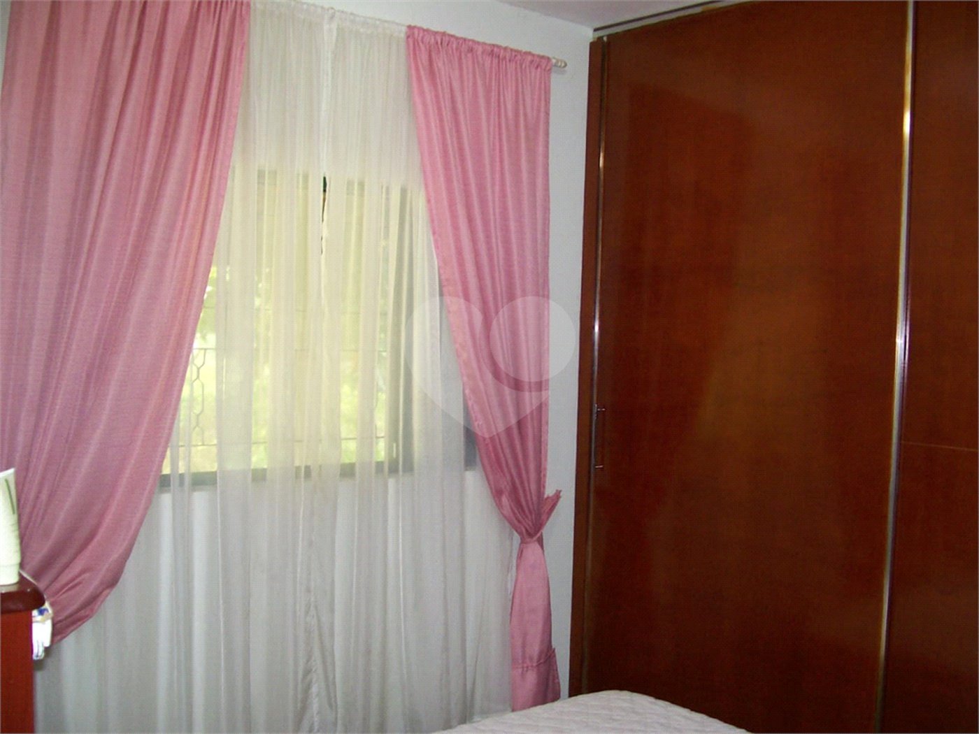 Chácara a venda no Aracê de Santo Antônio .